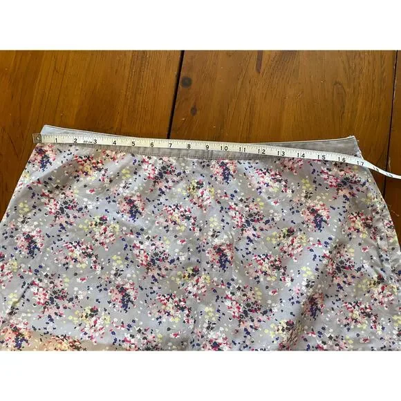 Boden Short Skirt 12R Lined Floral All Cotton Gray Yellow Pink Flowers Size Zip - Picture 9 of 11